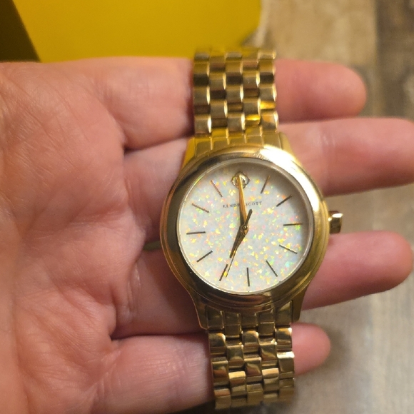 NEVER WORN Kendra Scott Gold Watch with Iridescent Dial - Picture 4 of 10